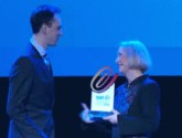 جایزه "پیشگام در عصردیجیتال" بر دستان برگزیدگان فناوری
